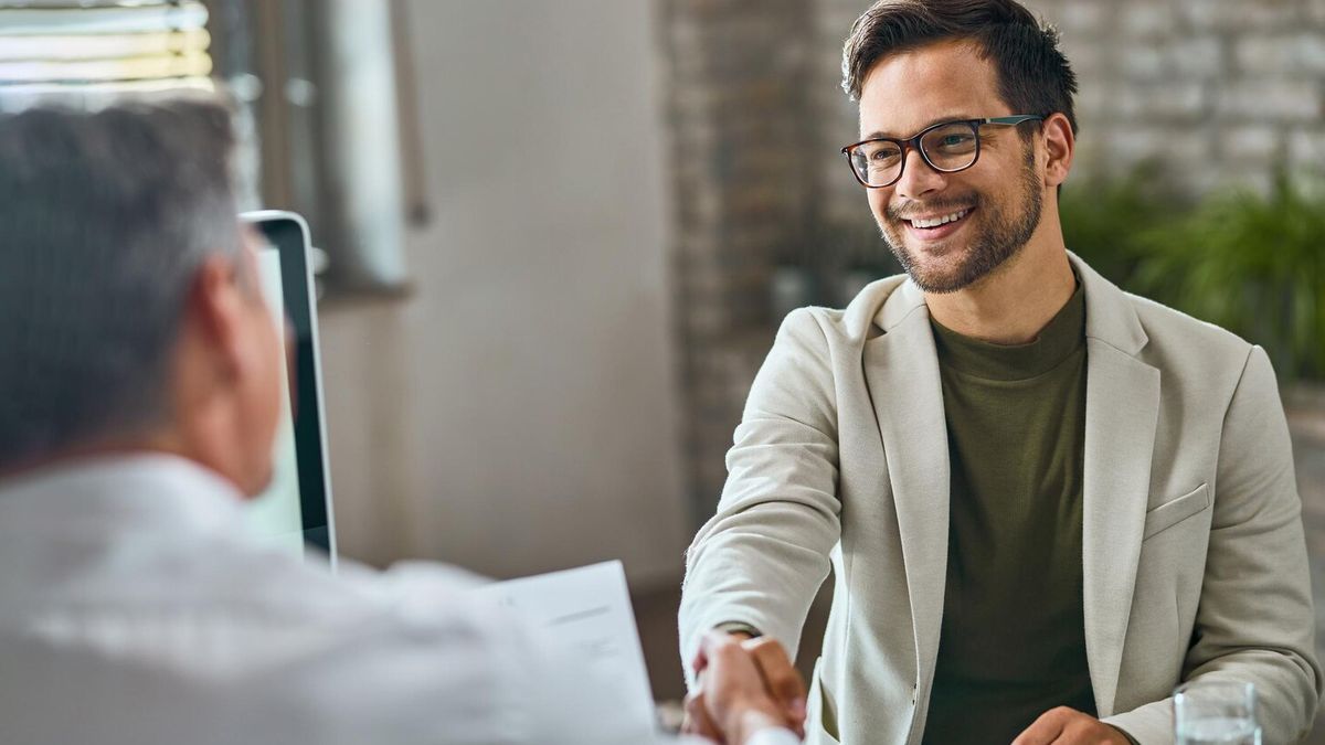 Cómo conseguir el empleo de tus sueños, según la metafísica