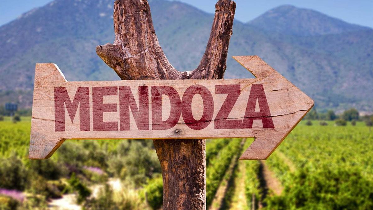 Empresarios acordaron promociones y descuentos para beneficiar el turismo en Mendoza durante el verano 2024.