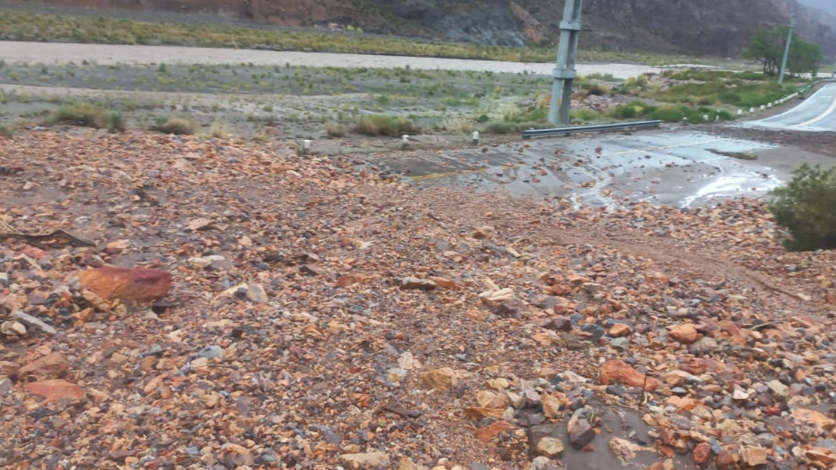 Las tormentas ocasionaron fuertes daños en la Ruta 7. Las tormentas ocasionaron fuertes daños en la Ruta 7.