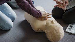 Instructores en resucitación cardiopulmonar serán certificados por la UNCuyo