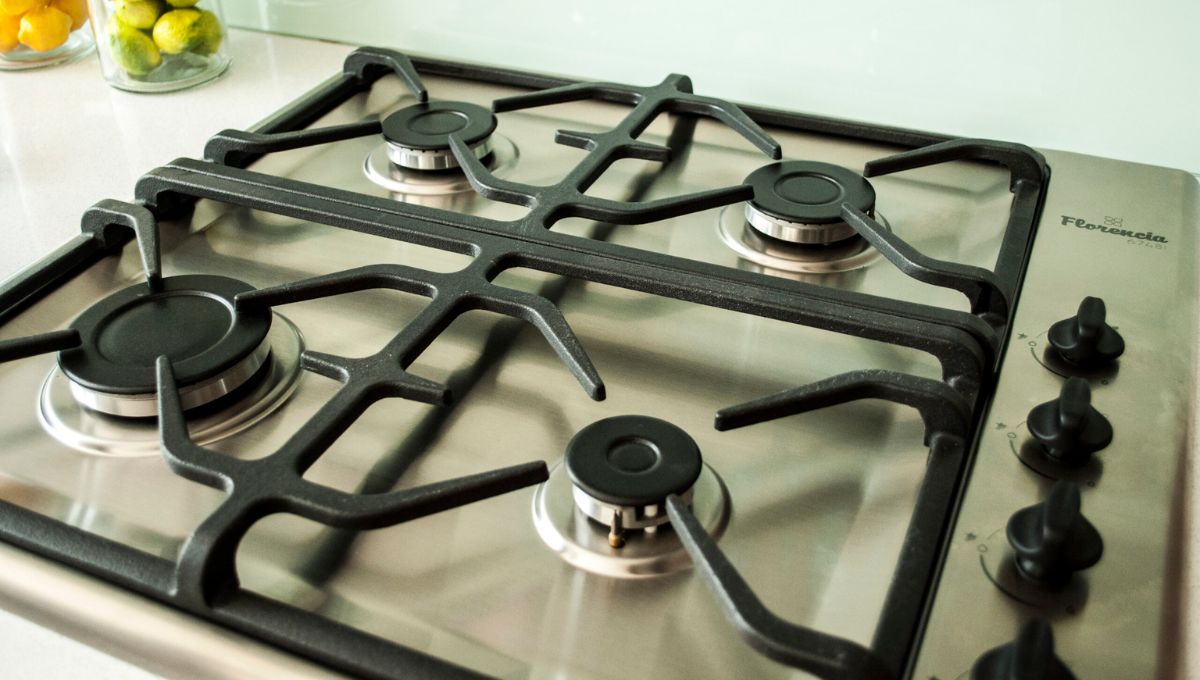 Las rejillas del horno de la cocina deben limpiarse al menos una vez por semana.&nbsp;