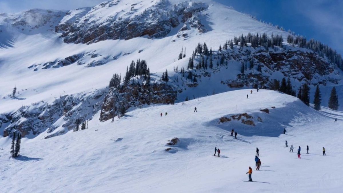 Todavía queda mucha nieve para los fanáticos del esquí en Estados Unidos.
