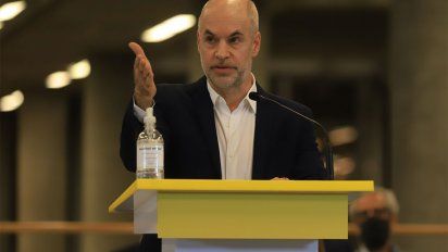 Horacio Rodríguez Larreta fue acusado de beneficiar a un sector privado de la salud en detrimento de la población en general.