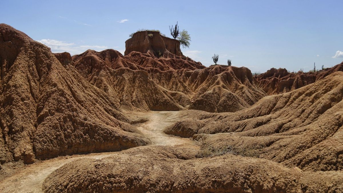 El desierto de Tatacoa es muy famoso en América del Sur. El desierto de Tatacoa es muy famoso en América del Sur. 