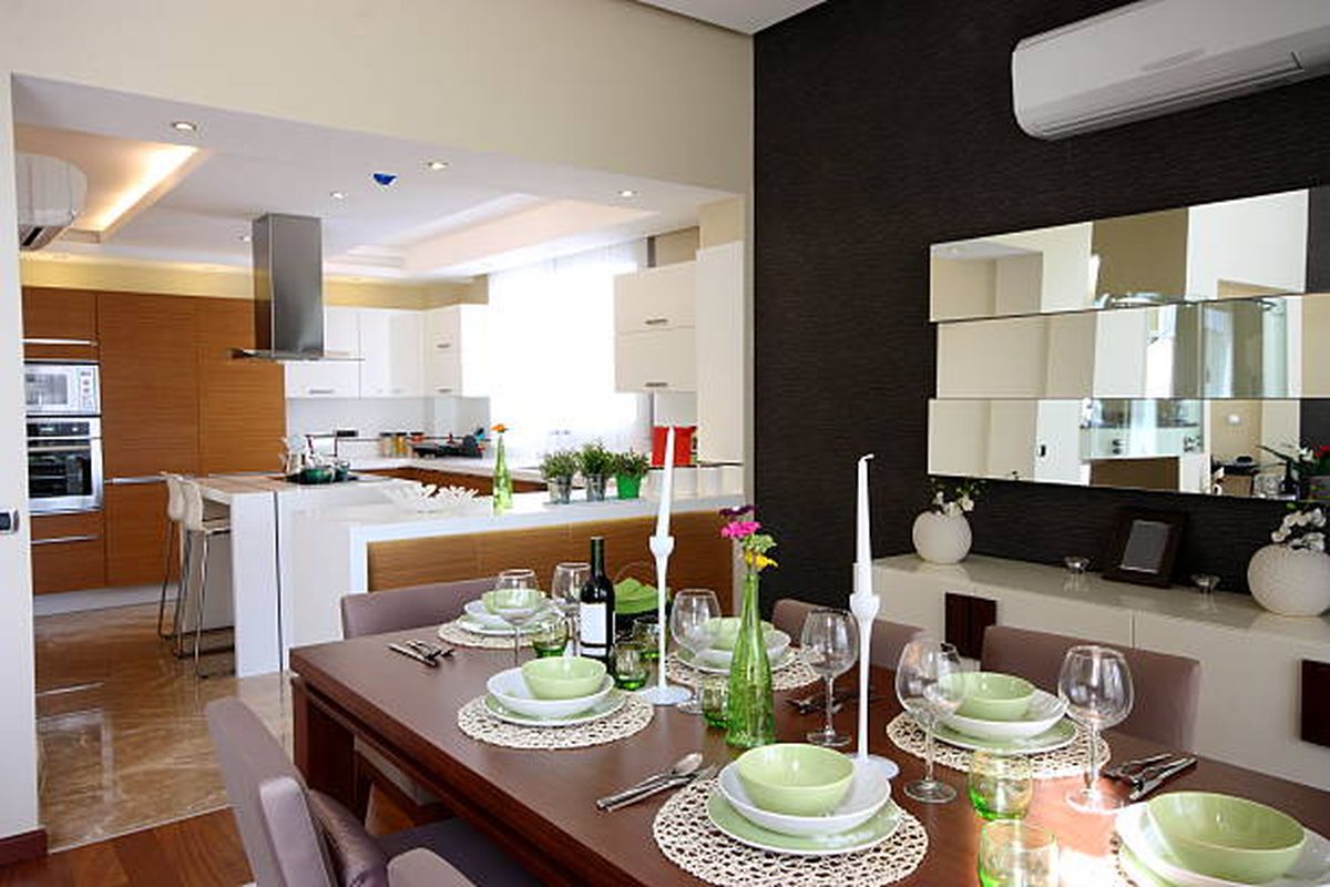 Coloca tu espejo en la cocina. Coloca tu espejo en la cocina.