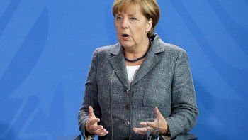 Merkel pidió una solución duradera para los migrantes que llegan a Europa