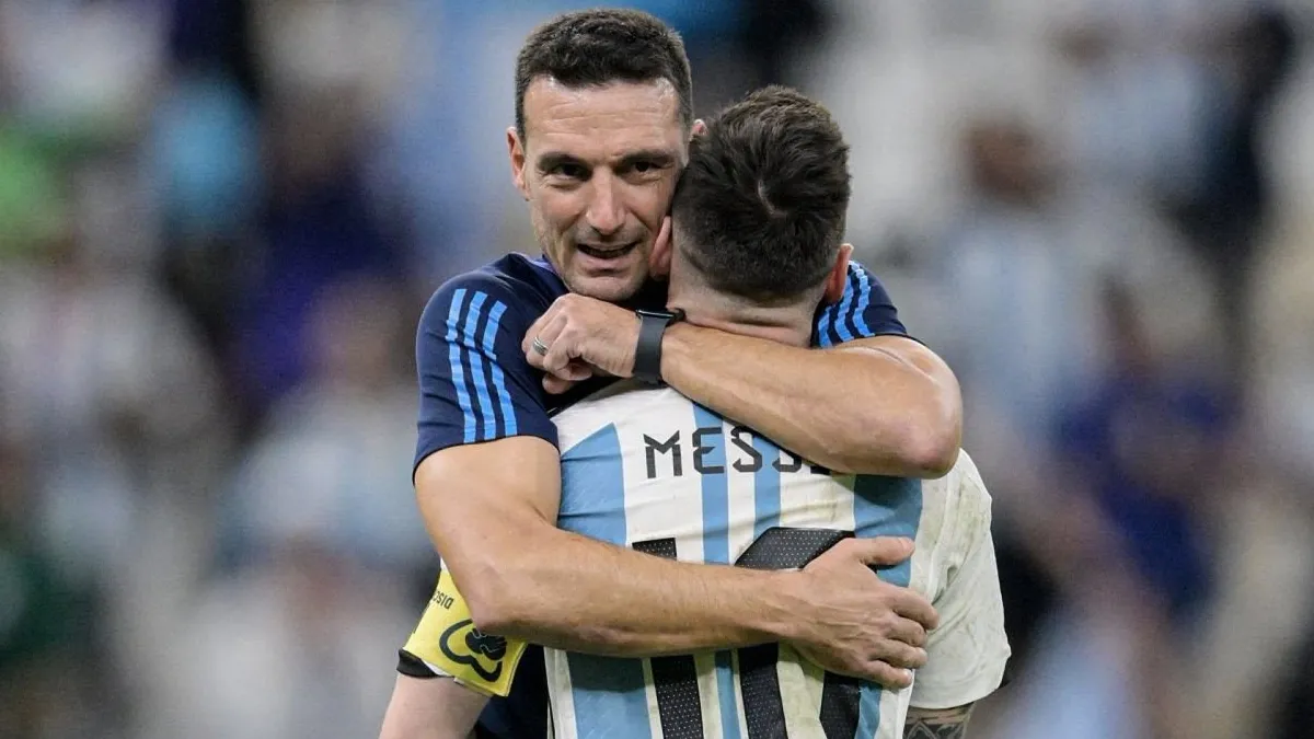 Lionel Scaloni y Lionel Messi.