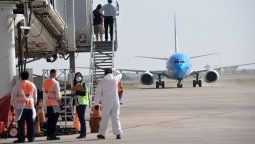 Tras casi 5 años, el aeropuerto El Plumerillo volverá a estar en obra. La inversión apunta a ampliarlo: al final por el complejo pasarán 3,5 millones de pasajeros. Imagen ilustrativa. Tras casi 5 años, el aeropuerto El Plumerillo volverá a estar en obra. La inversión apunta a ampliarlo: al final por el complejo pasarán 3,5 millones de pasajeros. Imagen ilustrativa.