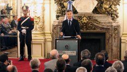 Macri anunció un acuerdo de estabilidad laboral con empresarios: Todos tenemos que poner el hombro