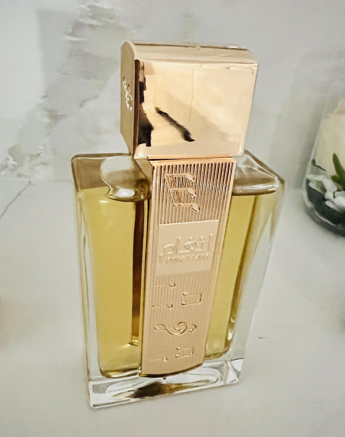 Perfume árabe. Perfume árabe.