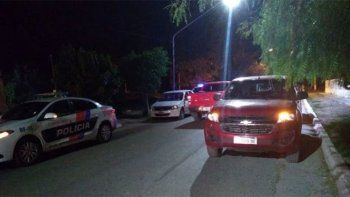 Interceptó a su ex en la calle y la atacó a puñaladas