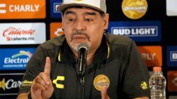 Maradona reveló que tuvo ofertas de Argentina