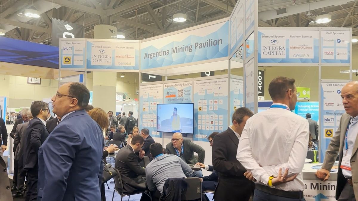 La feria Prospectors & Developers Association of Canada atrae a funcionarios, empresarios y políticos de todo el planeta. La feria Prospectors & Developers Association of Canada atrae a funcionarios, empresarios y políticos de todo el planeta.