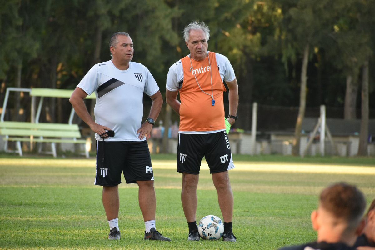 José María Bianco seguirá ajustando detalles de cara al inicio del torneo de la Primera Nacional. José María Bianco seguirá ajustando detalles de cara al inicio del torneo de la Primera Nacional.