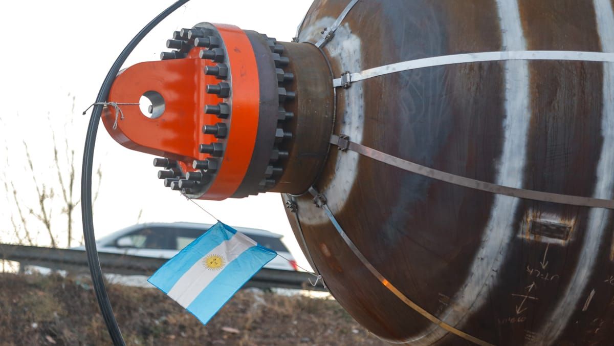 El reactor de IMPSA ya va camino a YPF. El reactor de IMPSA ya va camino a YPF.