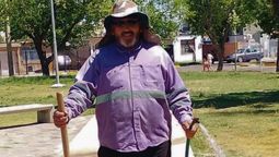 Escucho Radio Nihuil hace 25 años mientras trabajo. A veces no estoy de acuerdo, pero jamás la dejo, dice, con sinceridad, el placero Gustavo Carrera.
