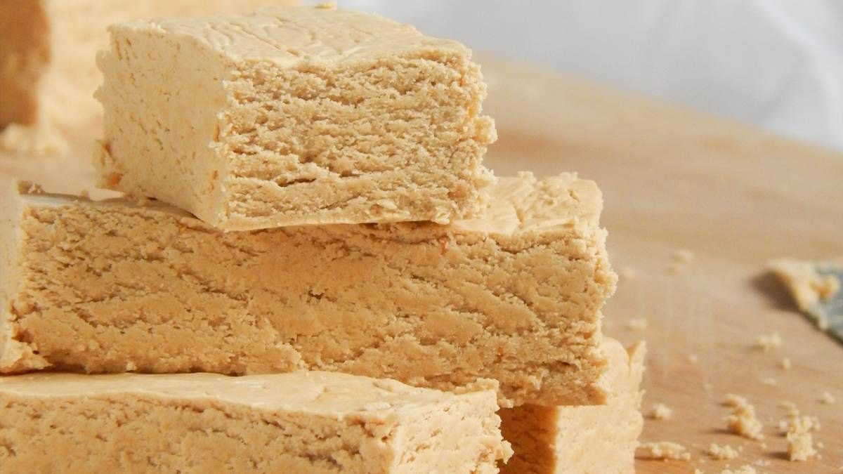 Una receta de mantecol casero ideal para sumar a la mesa dulce de Navidad y disfrutar en familia. Una receta de mantecol casero ideal para sumar a la mesa dulce de Navidad y disfrutar en familia.