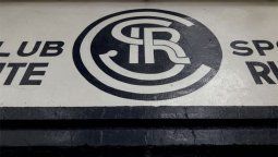 Riestra causó destrozos en el vestuario del Azul del Parque