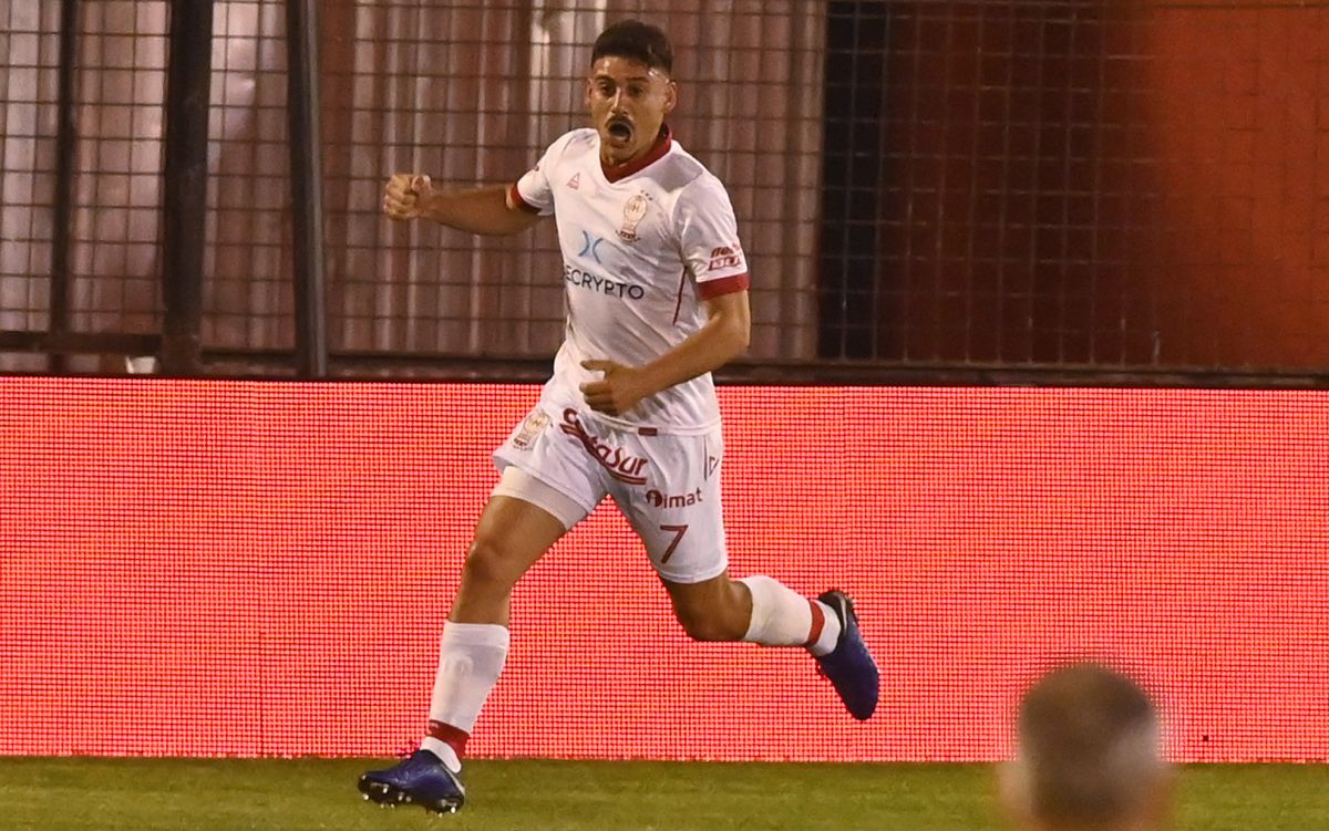 Huracán sorprendió a Newell's en el cierre de la fecha