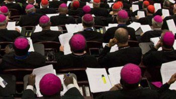 La Iglesia católica votará si comienza a ordenar hombres casados