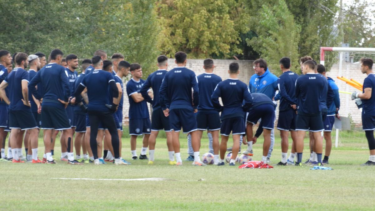 El entrenador Alfredo Berti le cambió la cara a Independiente Rivadavia con los dos triunfos seguidos.