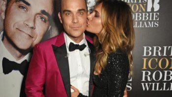 La esposa de Robbie Williams lo descartó como 