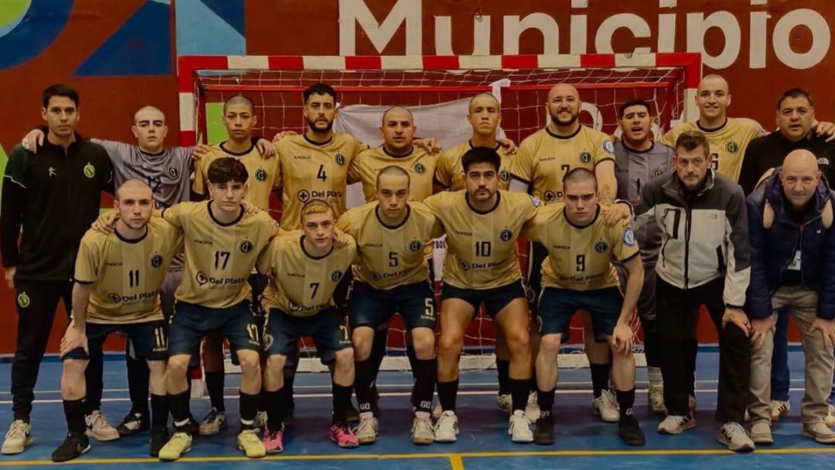 Club Cementista B se consagró campeón de la Copa Plata Centro de futsal al superar a Andes Talleres por penales.