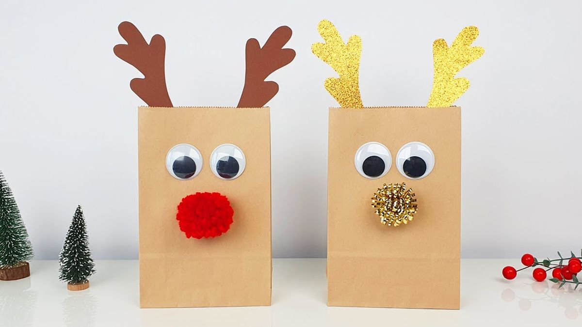 Reciclá las bolsas de papel para envolver regalos de Navidad. Reciclá las bolsas de papel para envolver regalos de Navidad.