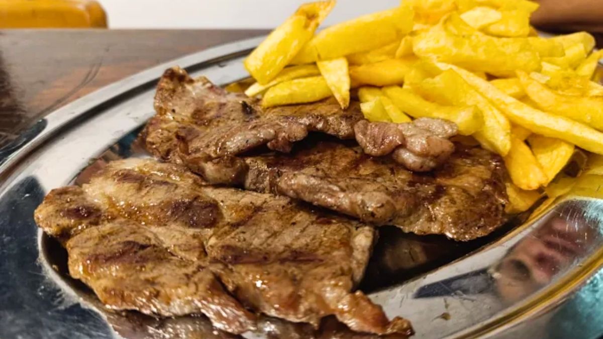 El bodegón tiene una variada y económica carta. El bodegón tiene una variada y económica carta.