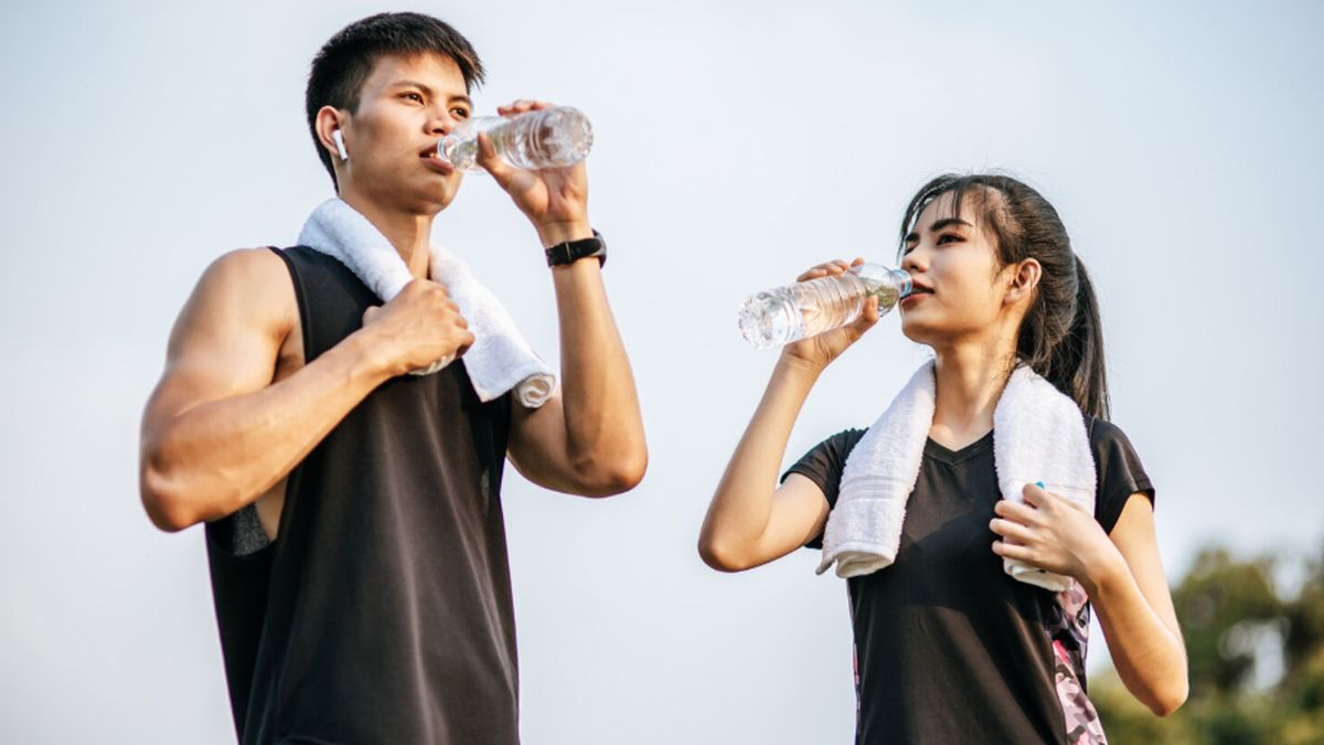 Sabiduría japonesa. Los nipones adelgazan tomando agua, pero no a cualquier hora. Sabiduría japonesa. Los nipones adelgazan tomando agua, pero no a cualquier hora. 