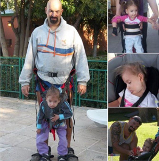 Le robaron del auto el arnés con el que camina su hija cadriplégica y pide ayuda para recuperarlos