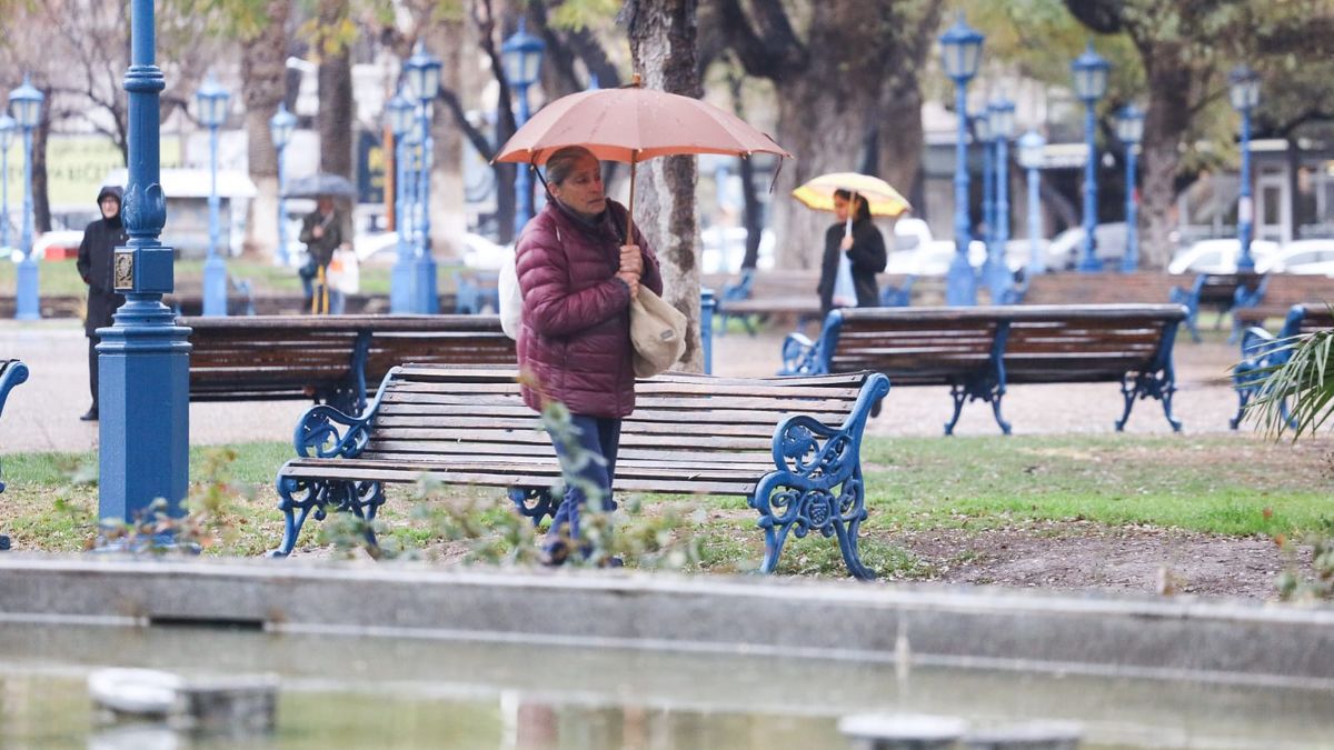 Con 40 horas de duración, la lluvia de esta semana en Mendoza fue récord y dejó algunas zonas con mucha agua Con 40 horas de duración, la lluvia de esta semana en Mendoza fue récord y dejó algunas zonas con mucha agua