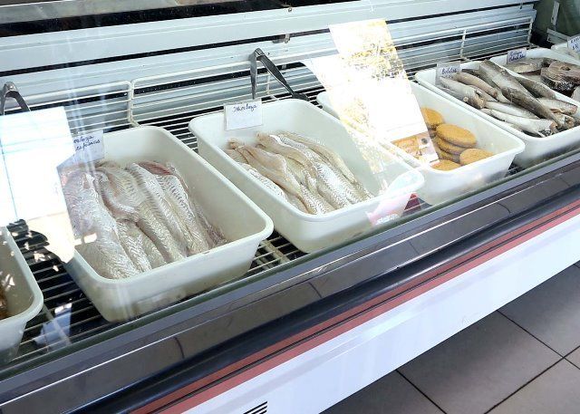 Hubo un intento de especulación, y casi se quedan con el pescado arriba del camión. Hubo un intento de especulación, y casi se quedan con el pescado arriba del camión.