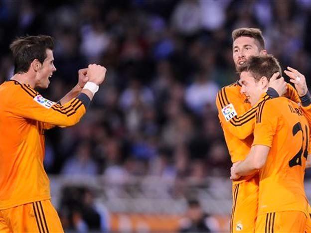 El Madrid aplastó a Real Sociedad y no le pierde pisada al líder