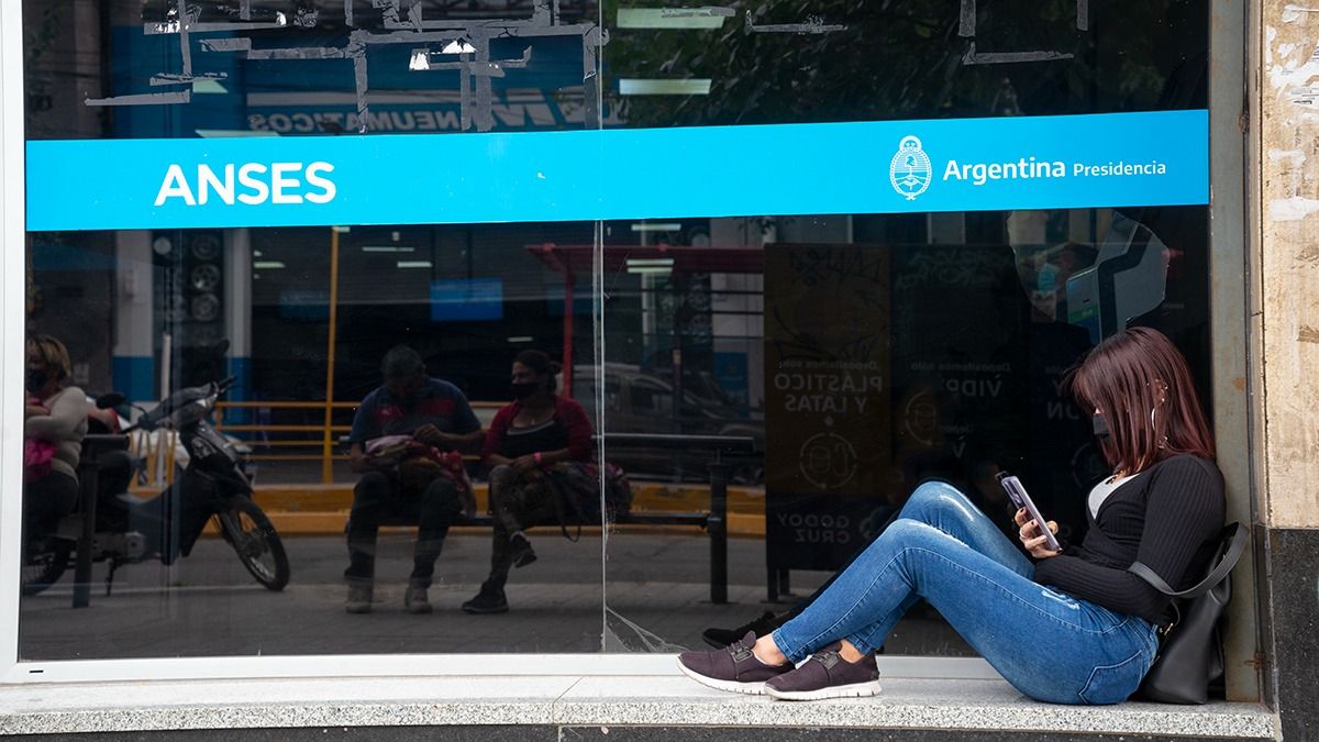 ANSES: quiénes cobran hoy