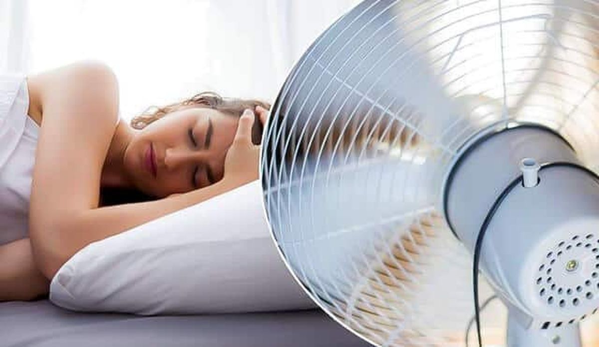 No debes dormir con el ventilador apuntando hacia tu cara.&nbsp;