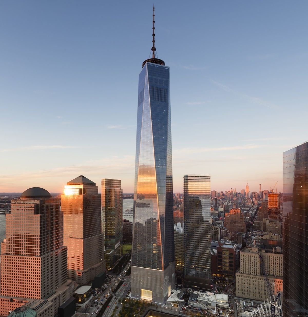El edificio más alto de Estados Unidos roza las nubes y se encuentra en esta ciudad.