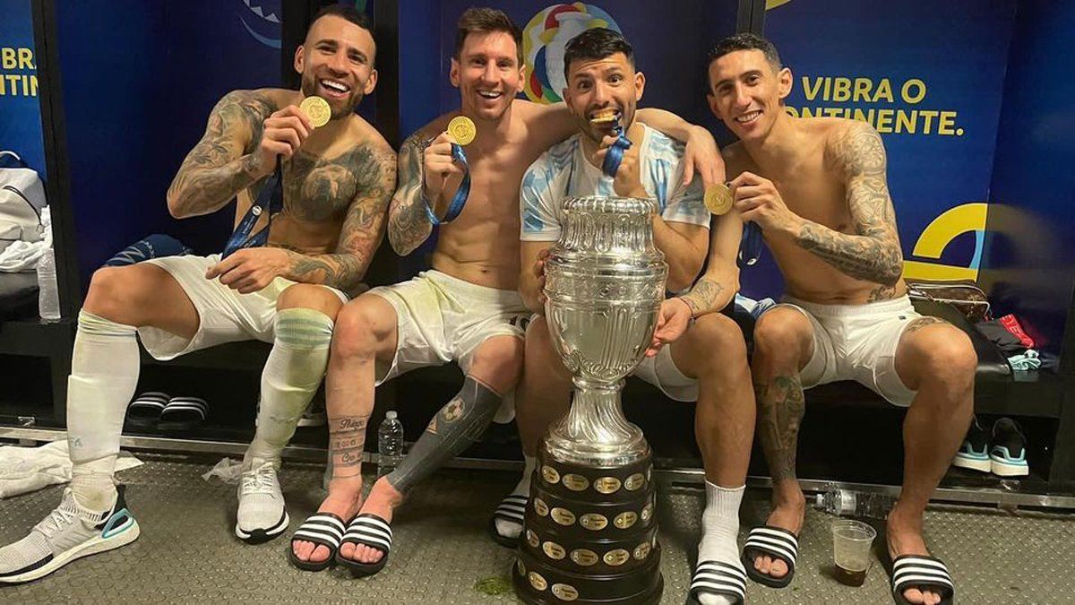 La foto que eligió Javier Mascherano, de quienes fueron sus compañeros: Nicolás Otamendi, Lionel Messi, Sergio Agüero y Angel Dimaría.