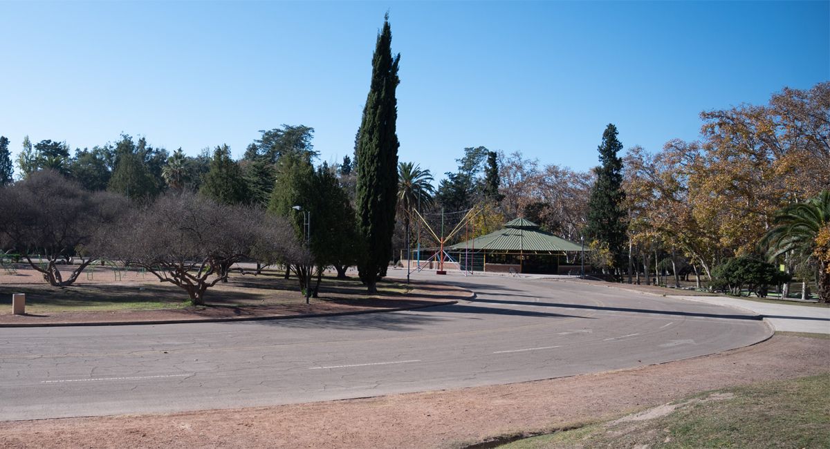 Una de las rotondas del Parque, la de de la Calesita, que será renovada.