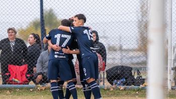 Reserva: Independiente Rivadavia le ganó a Estudiantes y Gimnasia empató con su homónimo de La Plata Reserva: Independiente Rivadavia le ganó a Estudiantes y Gimnasia empató con su homónimo de La Plata