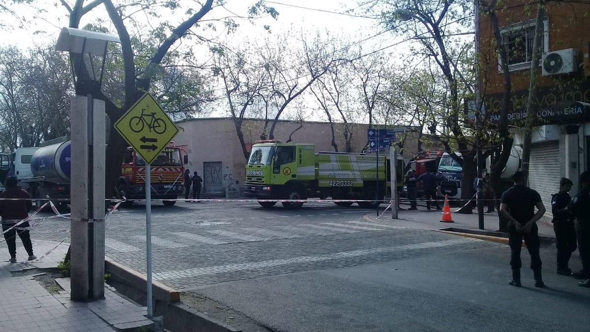 El incendio se produjo en calle Libertad, y España, en Villa Nueva, a 300 metros de la Municipalidad de Guaymallén