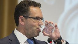 El titular del Banco Central aconseja no desalentarse por la inflación