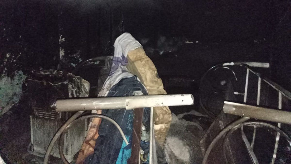 Las pérdidas de la vivienda de tres ambientes fueron totales. Las pérdidas de la vivienda de tres ambientes fueron totales.