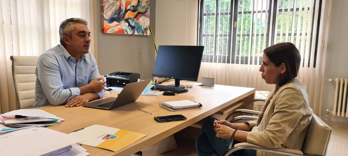 Analía Doña entrevista al intendente de Luján de Cuyo, Sebastián Bragagnolo. Analía Doña entrevista al intendente de Luján de Cuyo, Sebastián Bragagnolo.