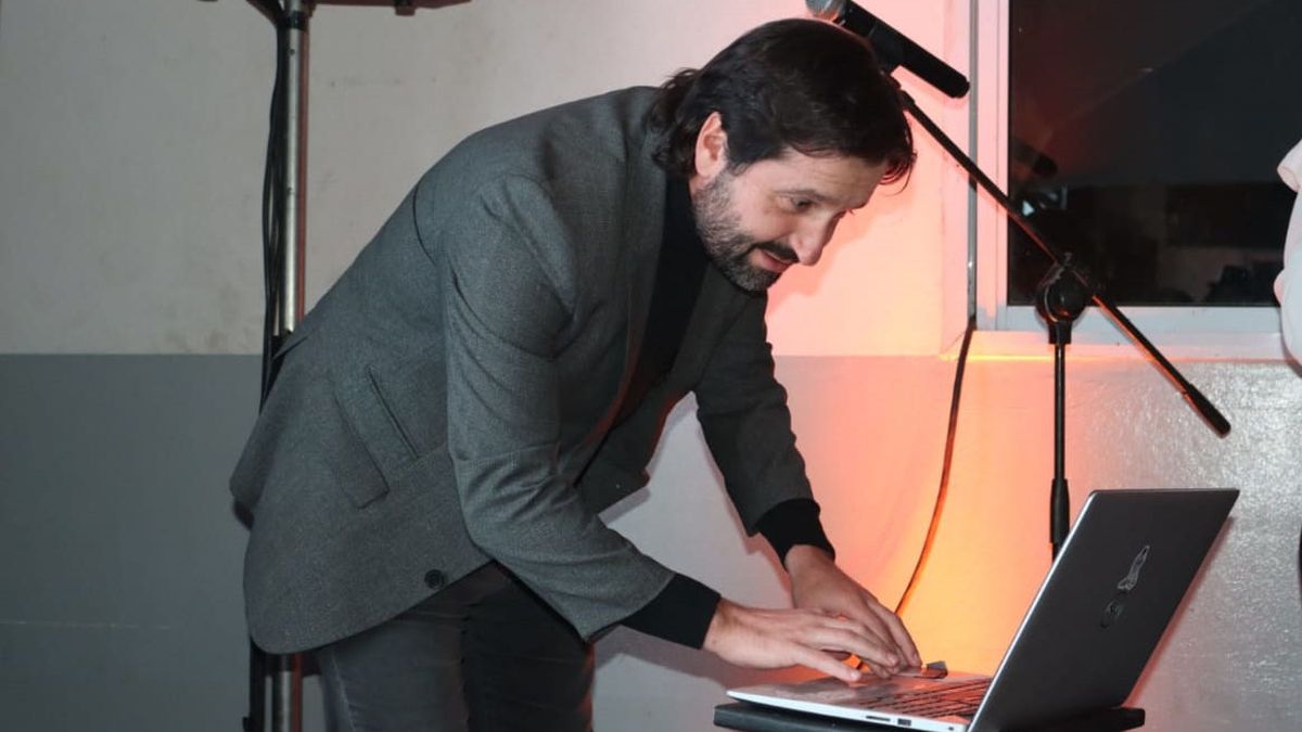 El presidente Fernando Porretta quiere armar un equipo competitivo para volver a pelear por el ascenso. El presidente Fernando Porretta quiere armar un equipo competitivo para volver a pelear por el ascenso.