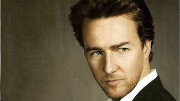 Prime Video: Edward Norton tiene la alucinante película que triunfa en el mundo