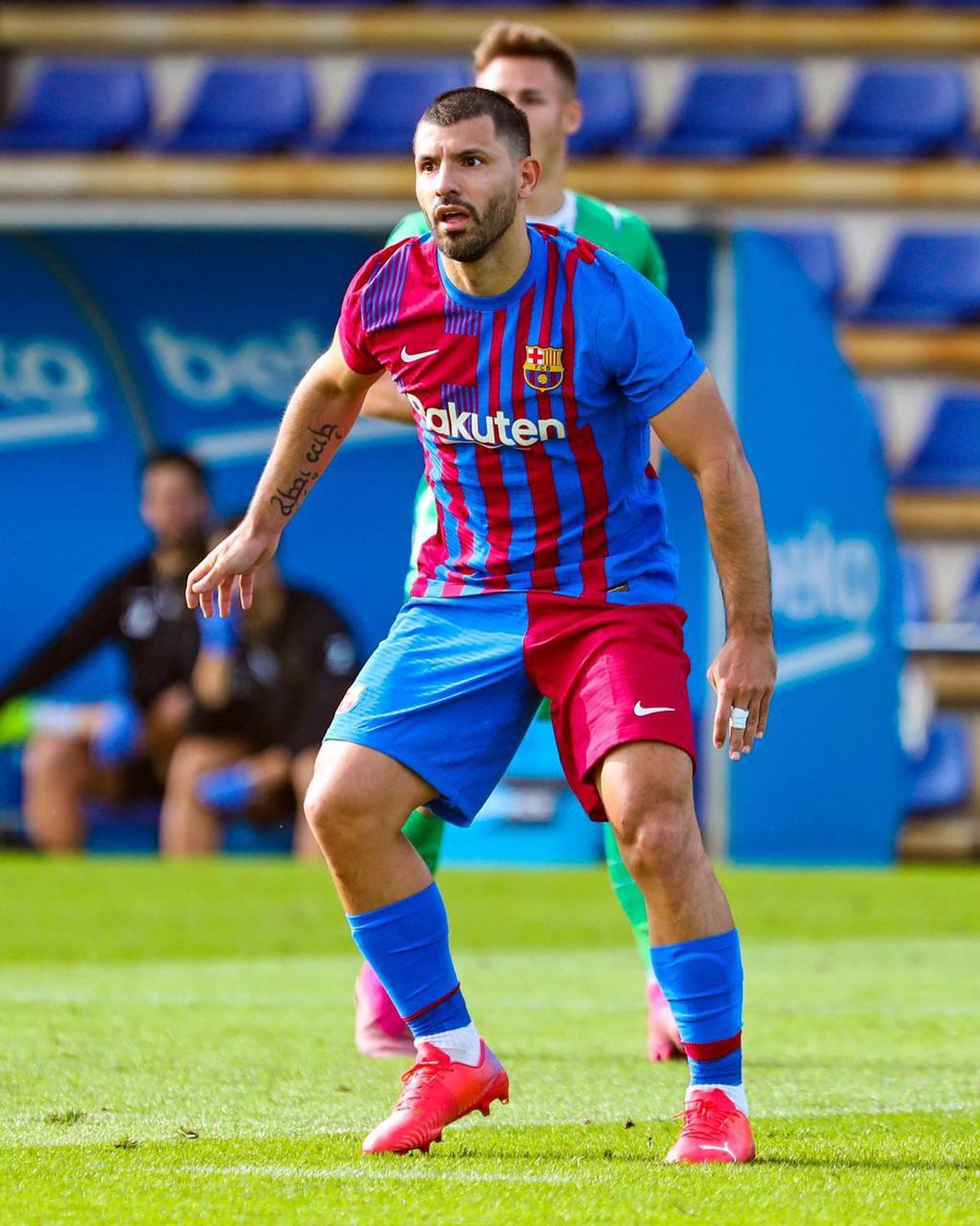 Ronald Koeman admiti&oacute; que el Kun Ag&uuml;ero har&iacute;a su debut oficial en el Barcelona este domingo