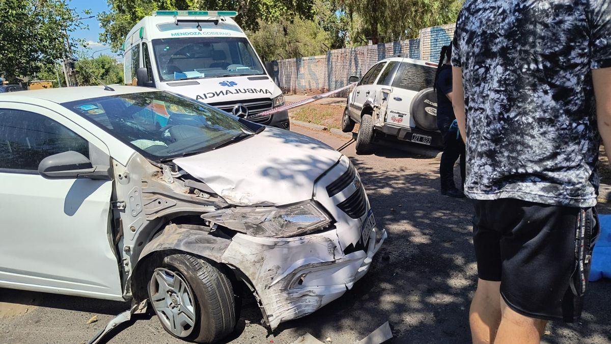 Accidente donde murió una mujer en Guaymallén. Accidente donde murió una mujer en Guaymallén.