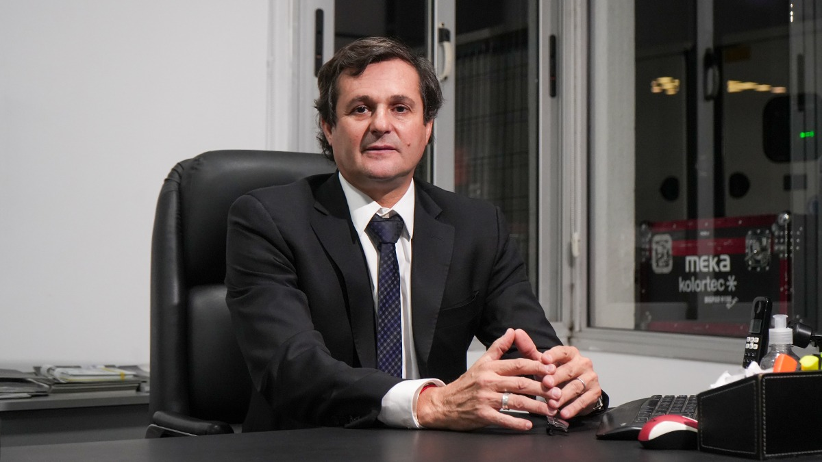 Para Hernán Yacopini, Mercedes representa más del 50% del mercado de utilitarios y camiones en la región Cuyo, y el 34% en autos Para Hernán Yacopini, Mercedes representa más del 50% del mercado de utilitarios y camiones en la región Cuyo, y el 34% en autos