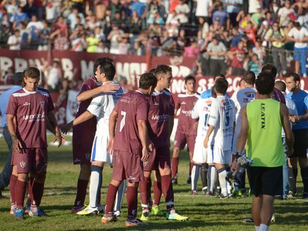 Luján le ganó a Atenas de Río Cuarto en la primera final del TdI